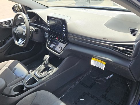 Used 2022 Hyundai Ioniq SE image 21