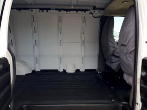 Used 2012 Chevrolet Express 3500 image 11