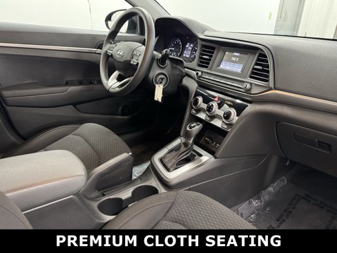 Used 2019 Hyundai Elantra SE image 4