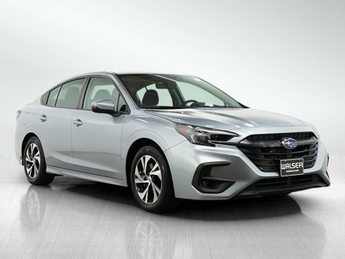 Used 2023 Subaru Legacy Premium image 7