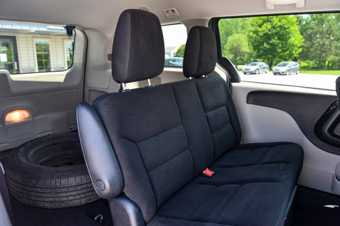 Used 2018 Dodge Grand Caravan SE image 11