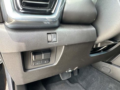New 2025 GMC Canyon Elevation w/ Convenience Package image 37