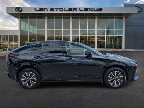 Used 2024 Lexus RZ 450e Premium image 2