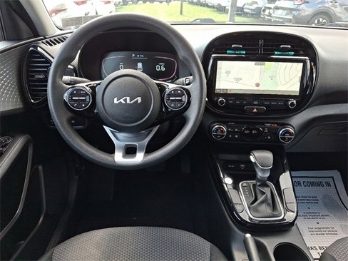 Certified 2023 Kia Soul S image 10