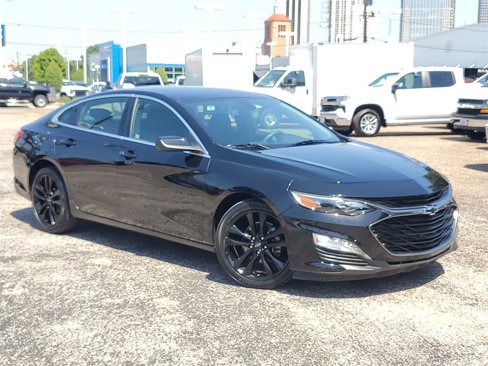 Used 2020 Chevrolet Malibu LT w/ Midnight Edition image 32