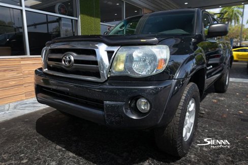 Used 2010 Toyota Tacoma 4x4 Double Cab image 9