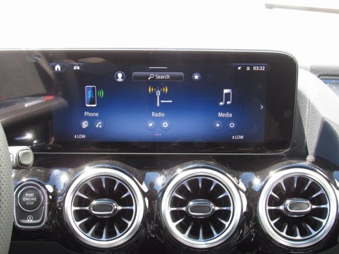 Certified 2025 Mercedes-Benz GLA 250 4MATIC image 31
