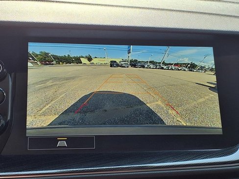 Used 2023 Buick Envision Preferred image 24