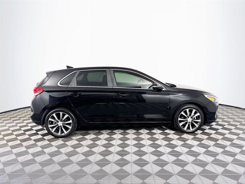 Used 2019 Hyundai Elantra GT w/ Style Package 02 image 9