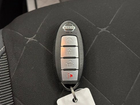 Used 2019 Nissan Kicks SV image 17