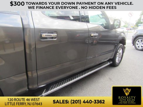 Used 2017 Ford F150 XLT w/ Equipment Group 302A Luxury image 8