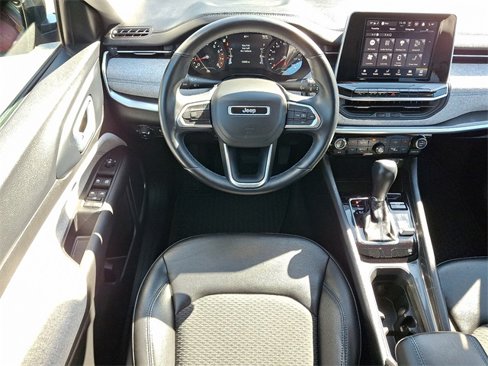 Used 2022 Jeep Compass Latitude w/ Convenience Group image 11
