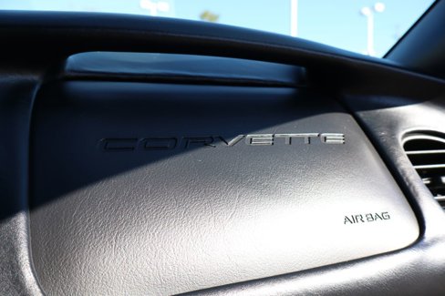 Used 2000 Chevrolet Corvette Convertible image 33