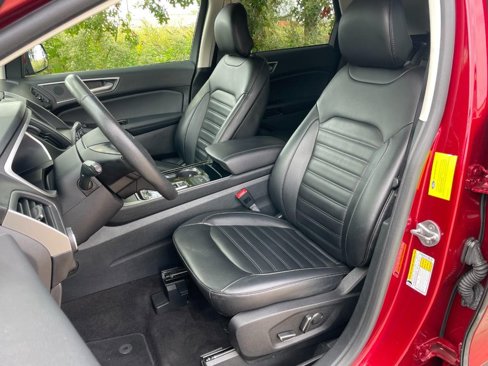 Used 2019 Ford Edge SEL w/ Equipment Group 201A image 22
