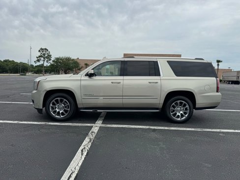 Used 2016 GMC Yukon XL Denali w/ Open Road Package image 9