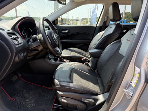 Used 2021 Jeep Compass Trailhawk image 12