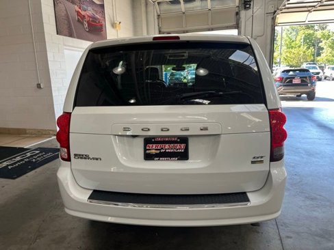 Used 2019 Dodge Grand Caravan GT image 29