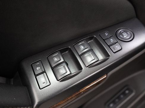 Used 2016 Chevrolet Tahoe LT w/ Luxury Package image 24