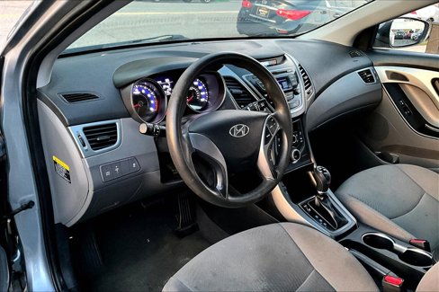 Used 2016 Hyundai Elantra SE image 9
