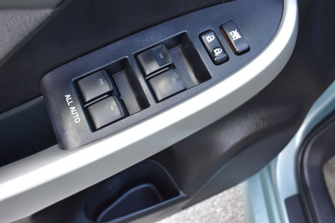 Used 2015 Toyota Prius Three image 41