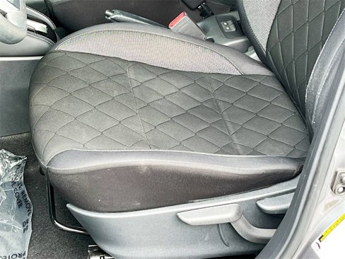 Certified 2019 Nissan Kicks S image 16