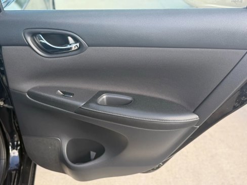 Used 2019 Nissan Sentra S image 22