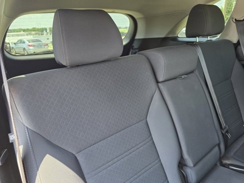 Used 2016 Kia Sorento L image 16