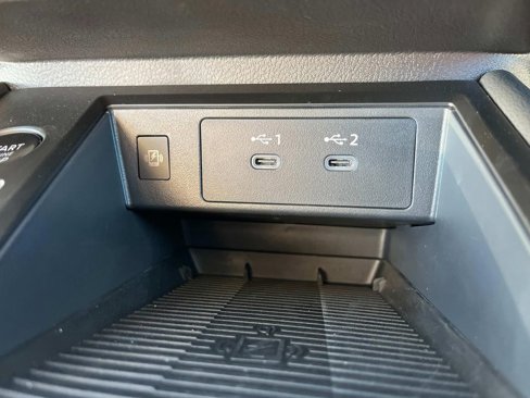 Used 2025 Nissan Kicks SV image 22