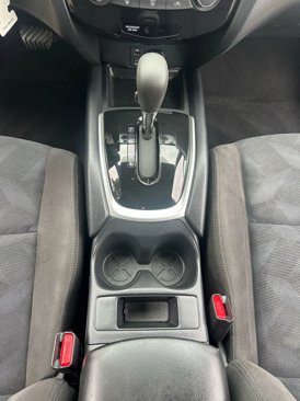 Used 2015 Nissan Rogue S image 27