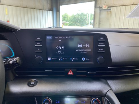 Used 2025 Hyundai Elantra Sport w/ Cargo Package image 35