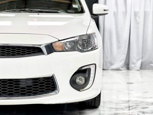 Used 2016 Mitsubishi Lancer GT image 3