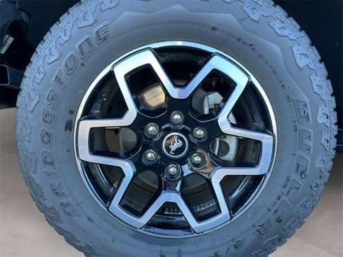Used 2022 Ford Bronco Outer Banks image 14