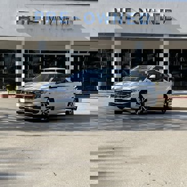 Used 2024 Volkswagen Jetta S image 2