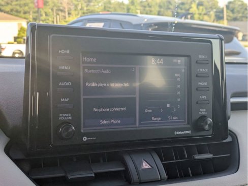 Used 2021 Toyota RAV4 XLE image 22
