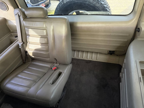 Used 2003 HUMMER H2 w/ Preferred Equipment Group image 31