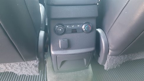Used 2015 Ford Explorer XLT w/ Equipment Group 202B image 44