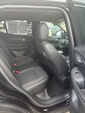 Used 2022 Buick Encore GX Preferred w/ Cold Weather Comfort Package image 21