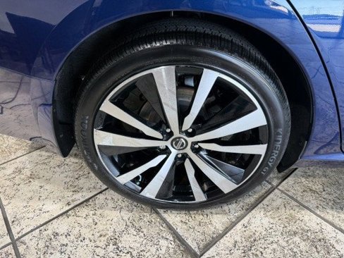 Used 2020 Nissan Altima 2.5 SR image 9