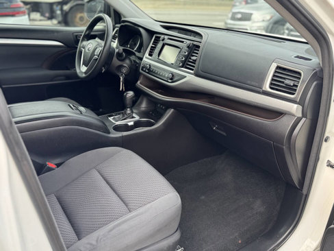 Used 2018 Toyota Highlander Plus image 20