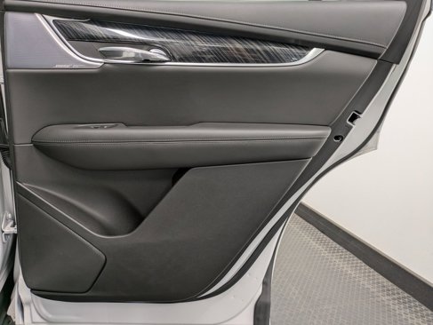 Used 2022 Cadillac XT6 Premium Luxury w/ Technology Package image 25