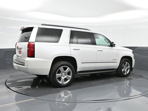 Used 2019 Chevrolet Tahoe LT w/ Luxury Package image 7