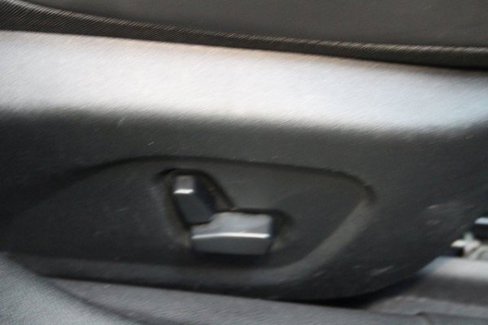 Used 2016 Chrysler 200 S image 10