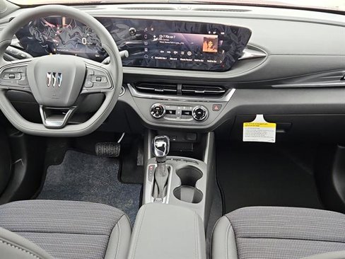 New 2025 Buick Envista Preferred image 36