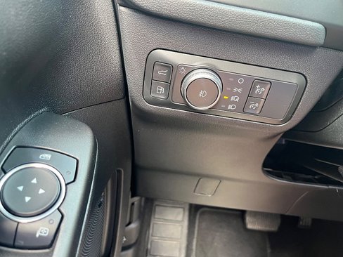 Used 2021 Ford Escape SEL image 32