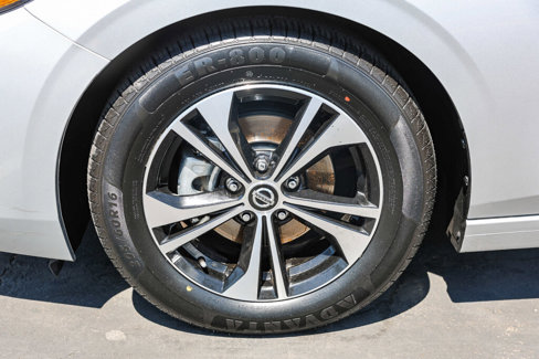 Used 2023 Nissan Sentra SV w/ All-Weather Package image 28