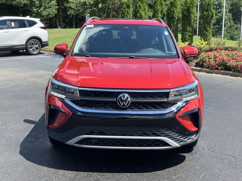 Used 2022 Volkswagen Taos SE image 3