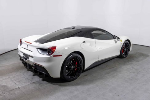 Used 2016 Ferrari 488 GTB image 10