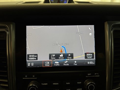 Certified 2018 Porsche Macan Sport Edition image 17