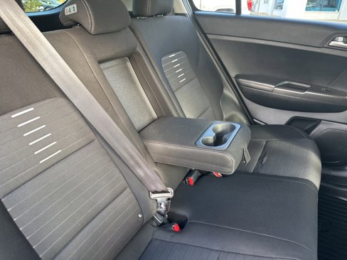 Used 2018 Kia Sportage LX image 20