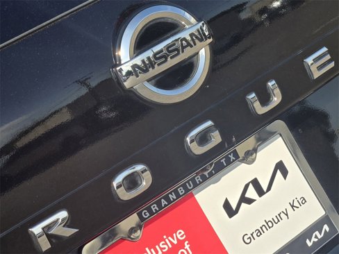Used 2021 Nissan Rogue SV w/ Premium Package image 8